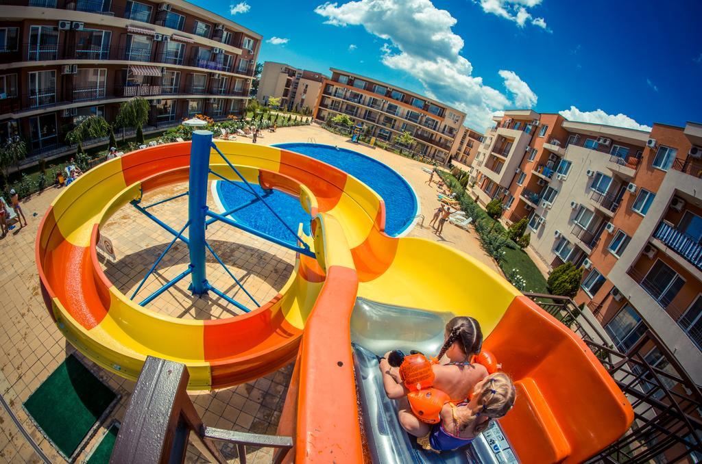 Waterpark Fort Apartments Sunny Beach Exterior photo