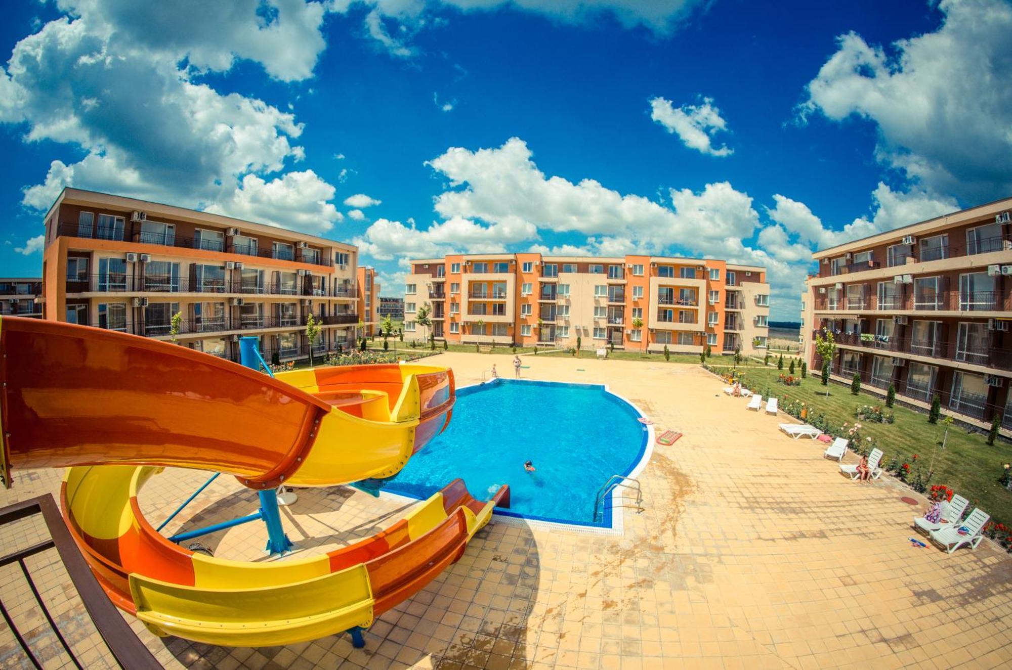 Waterpark Fort Apartments Sunny Beach Exterior photo