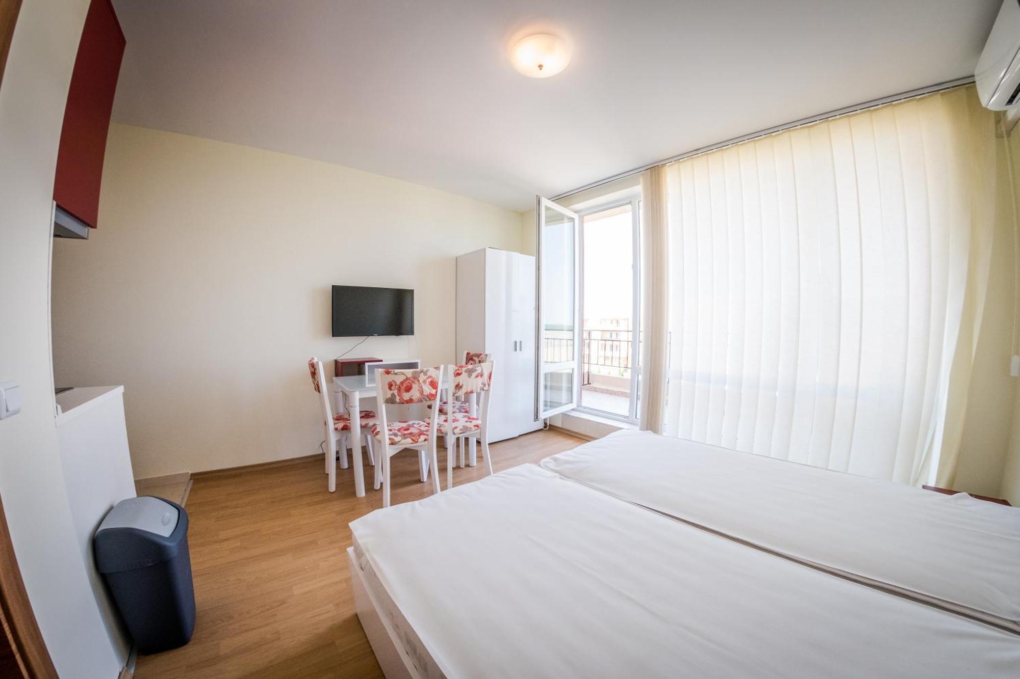 Waterpark Fort Apartments Sunny Beach Room photo
