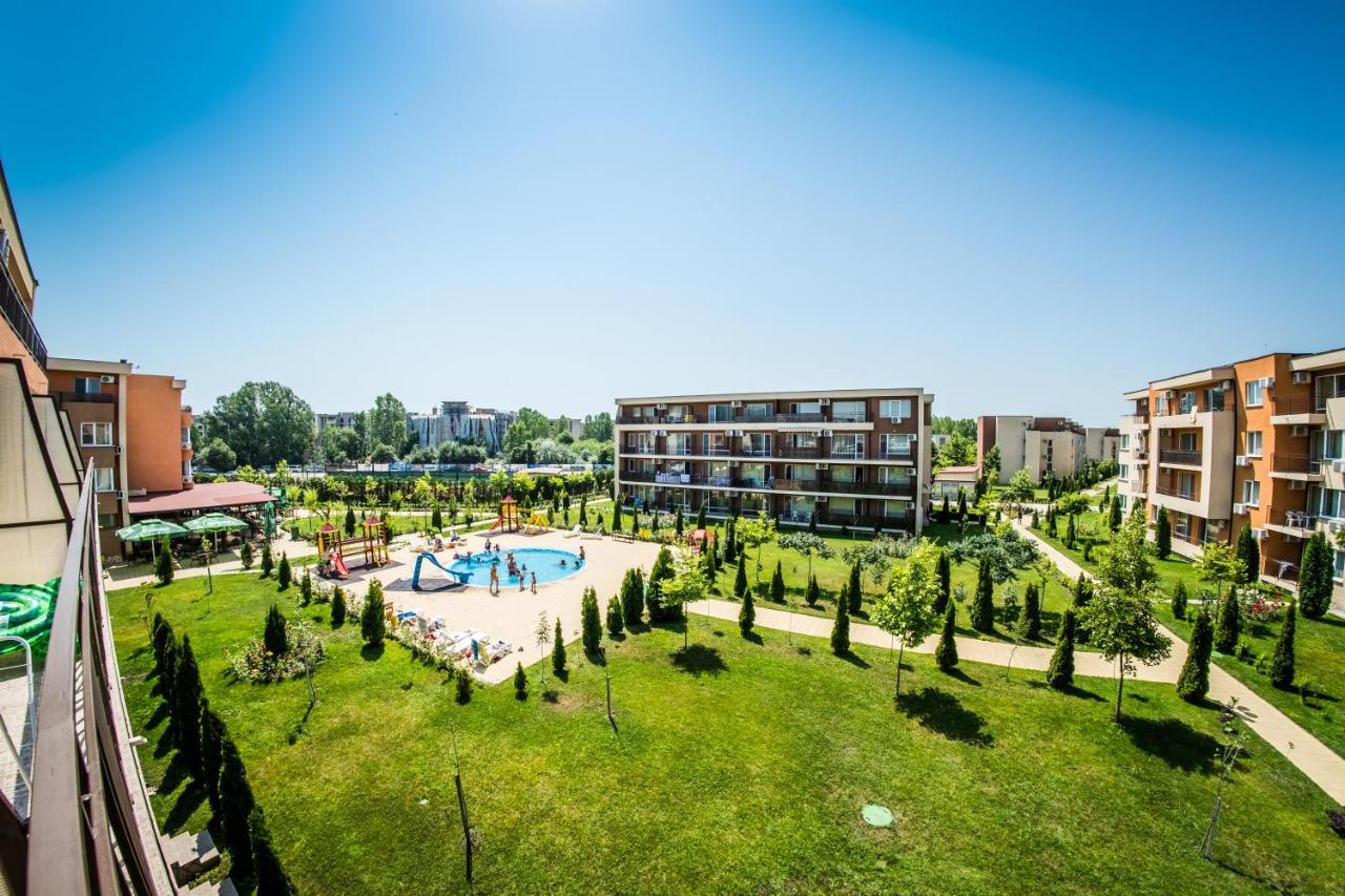 Waterpark Fort Apartments Sunny Beach Exterior photo