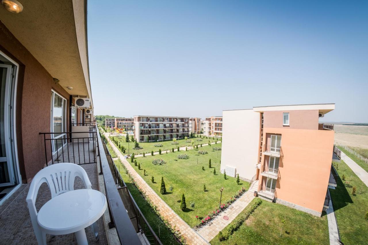 Waterpark Fort Apartments Sunny Beach Exterior photo