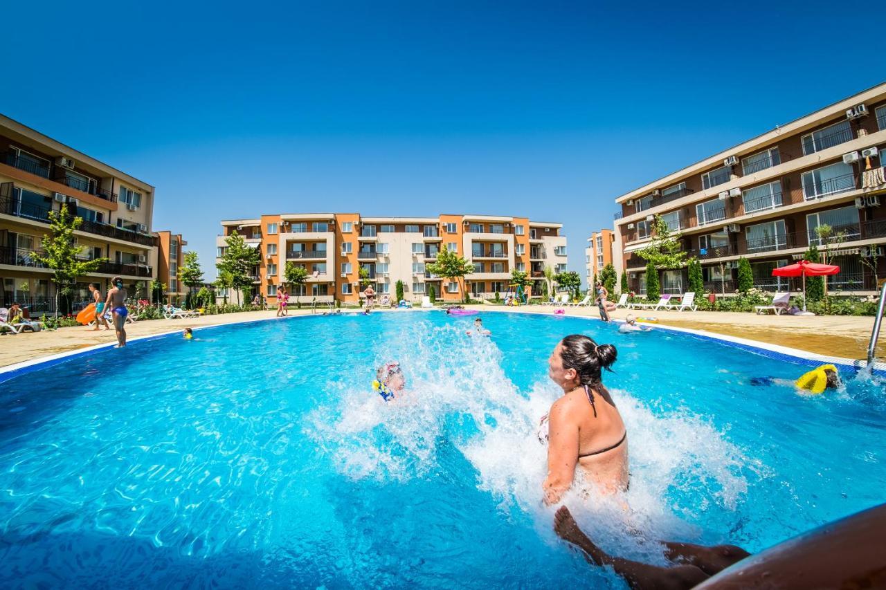 Waterpark Fort Apartments Sunny Beach Exterior photo