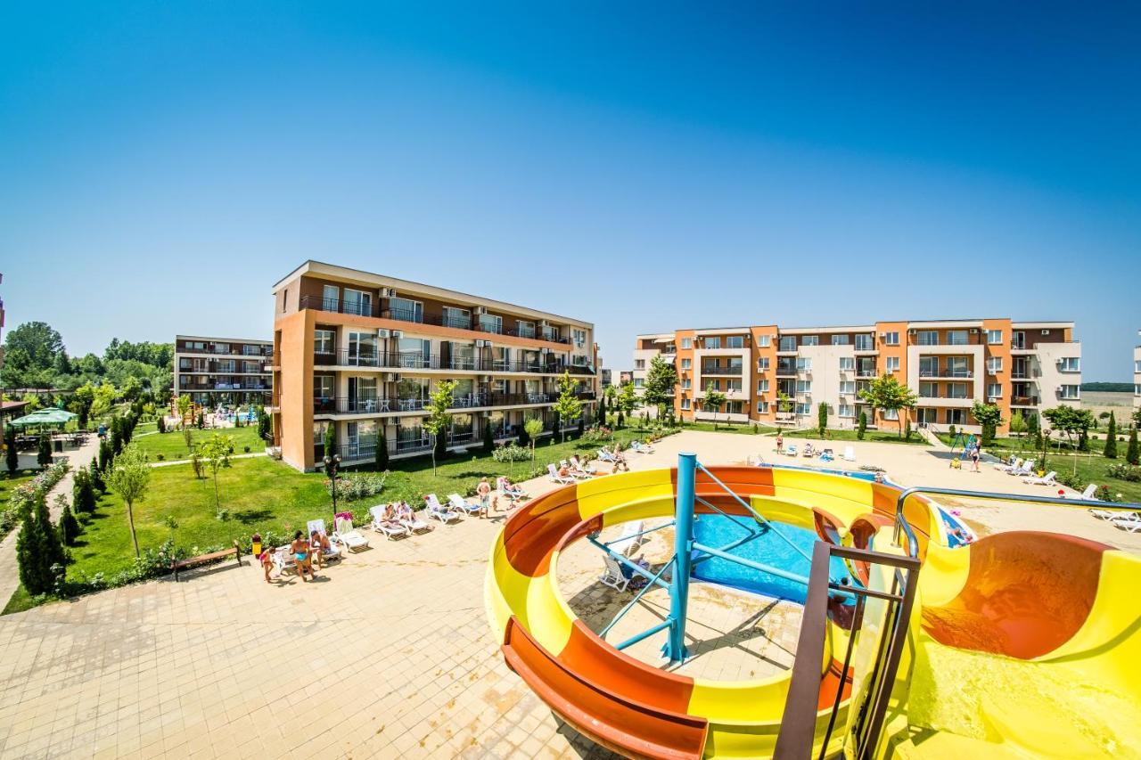 Waterpark Fort Apartments Sunny Beach Exterior photo