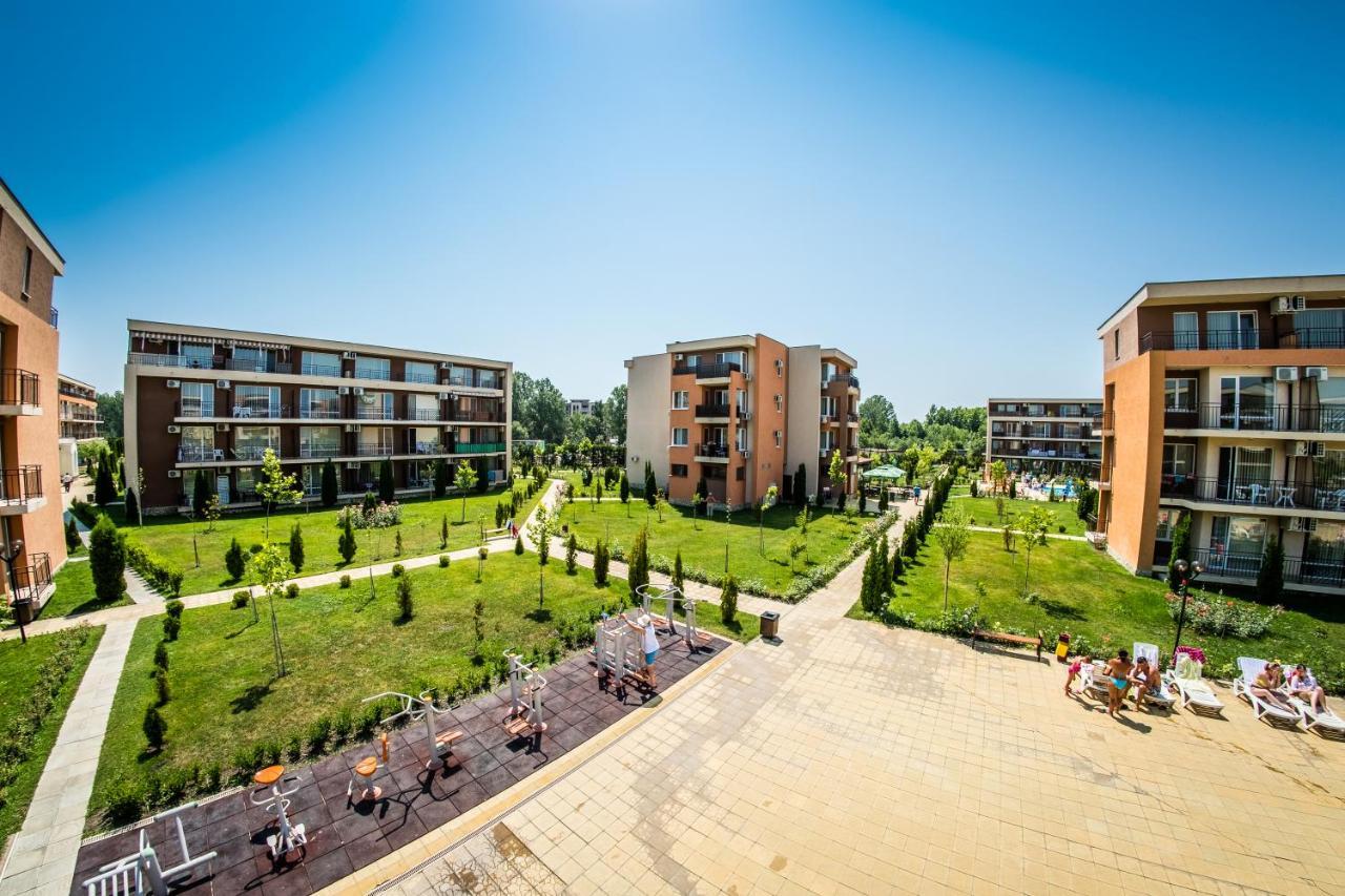 Waterpark Fort Apartments Sunny Beach Exterior photo