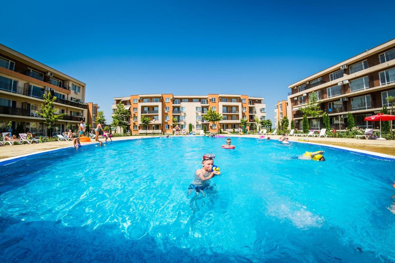 Waterpark Fort Apartments Sunny Beach Exterior photo