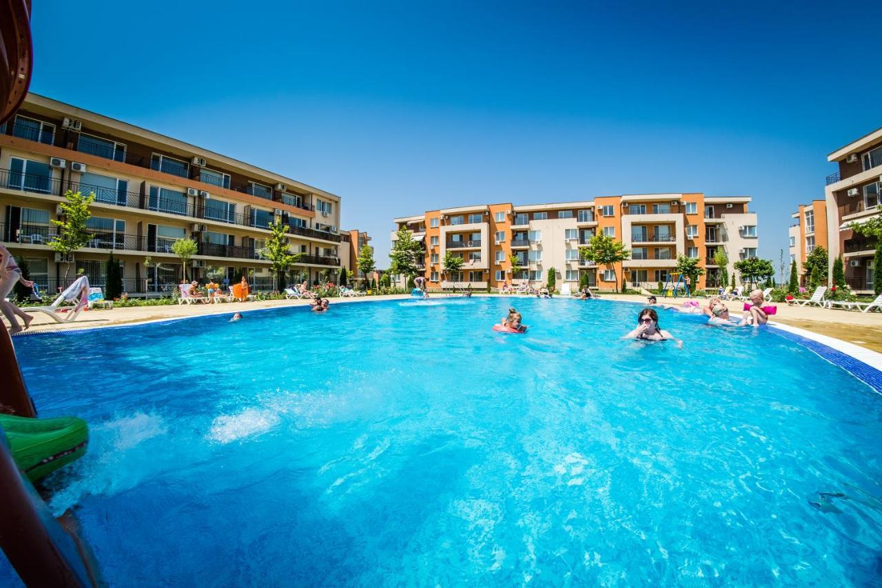 Waterpark Fort Apartments Sunny Beach Exterior photo