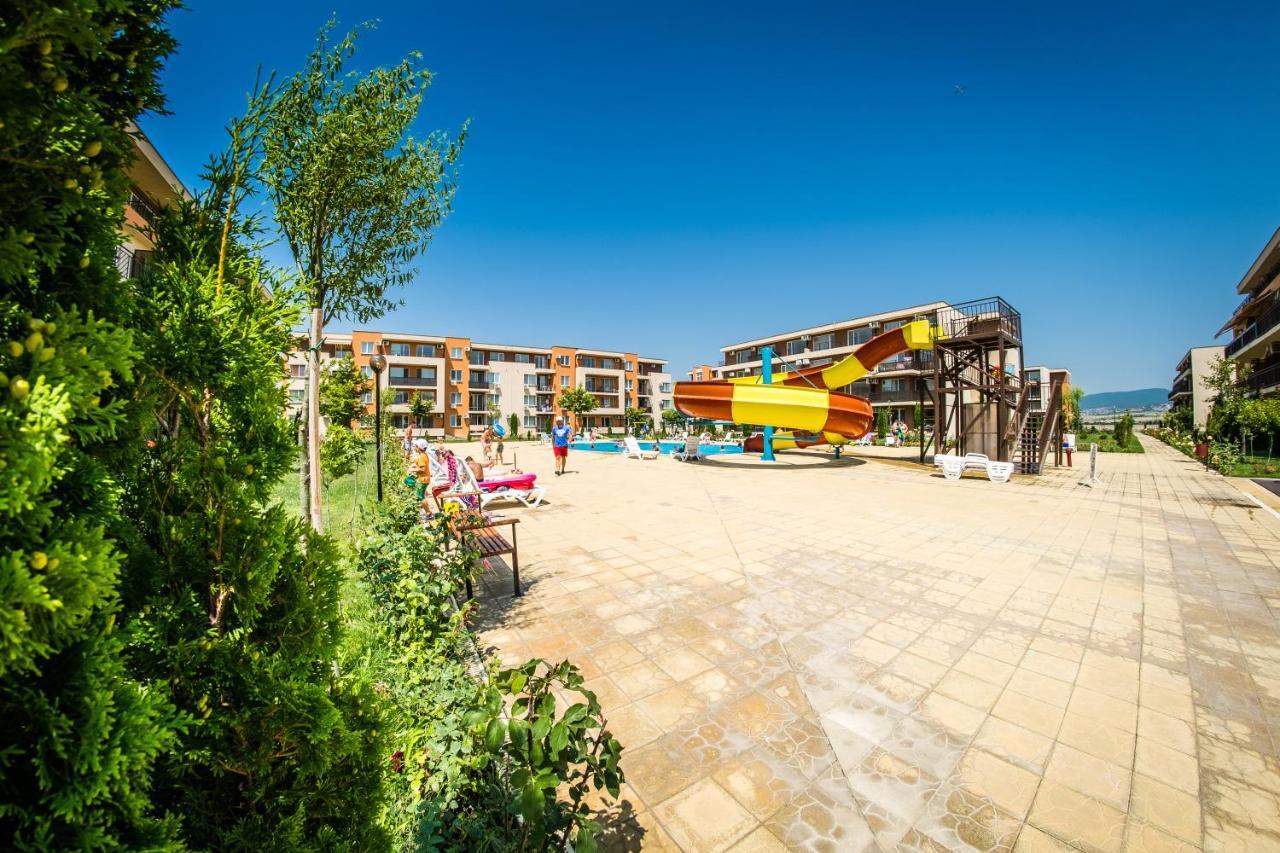 Waterpark Fort Apartments Sunny Beach Exterior photo