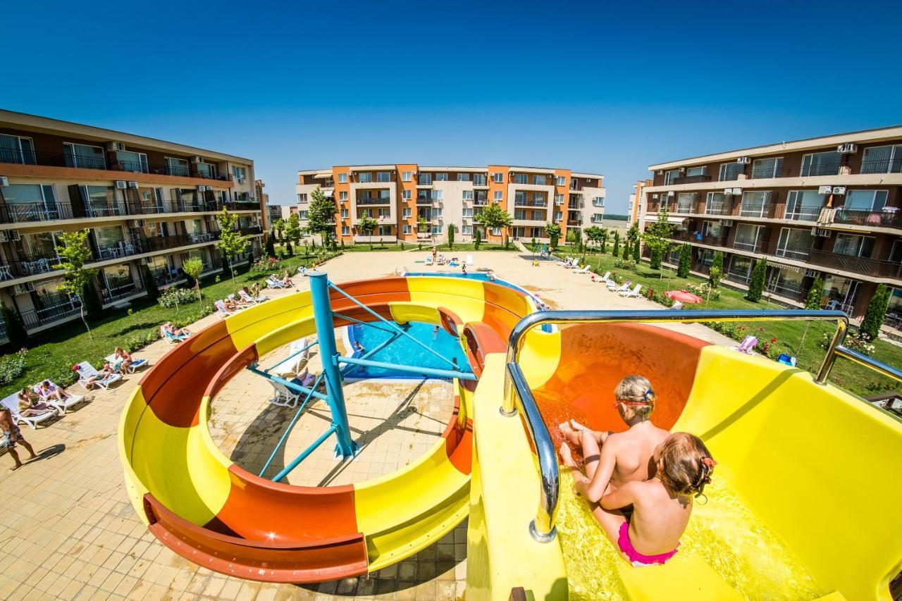 Waterpark Fort Apartments Sunny Beach Exterior photo